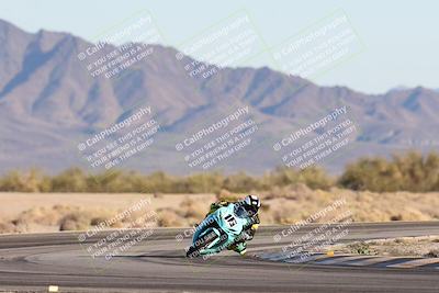 media/Dec-07-2025-CVMA (Sun) [[3e7d2de5dc]]/Race 16-Formula Middleweight/